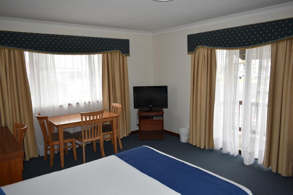 Admiral Motel Банбъри Екстериор снимка